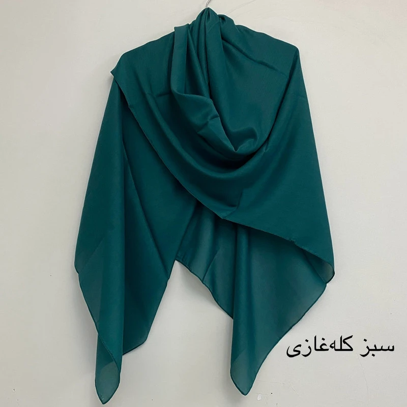 روسری زنانه مدل نخی چهارفصل قواره بزرگ دور دوخت